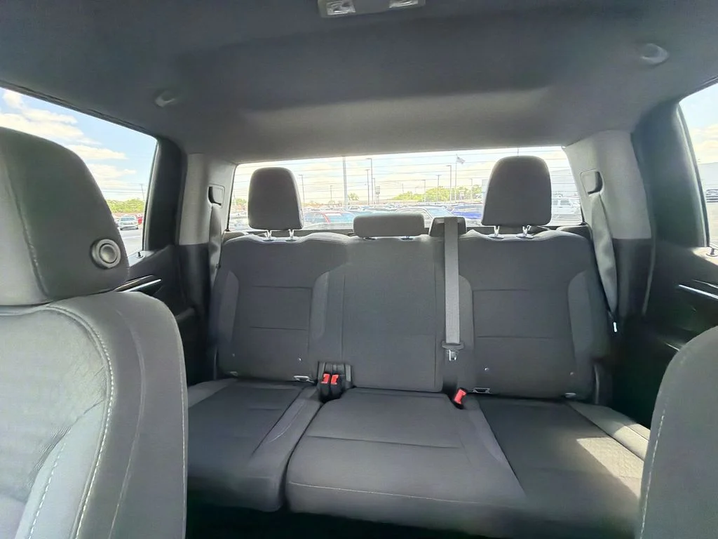 Used 2024 Gray Chevrolet LT image 28