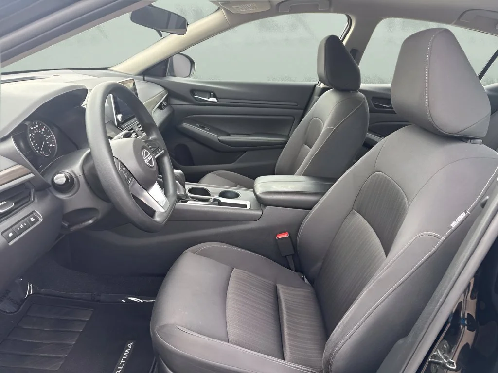 Used 2025 Black Nissan SV image 10