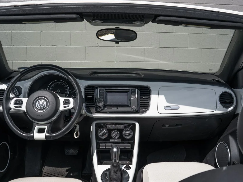 Used 2019 White Volkswagen 2.0T S image 21