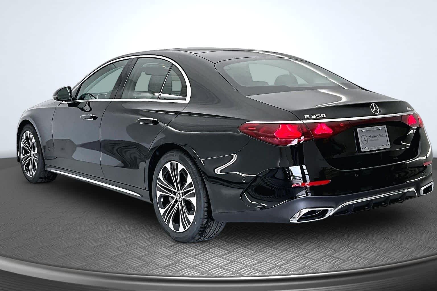 New 2026 Obsidian Black Metallic Mercedes-Benz E 350 image 4