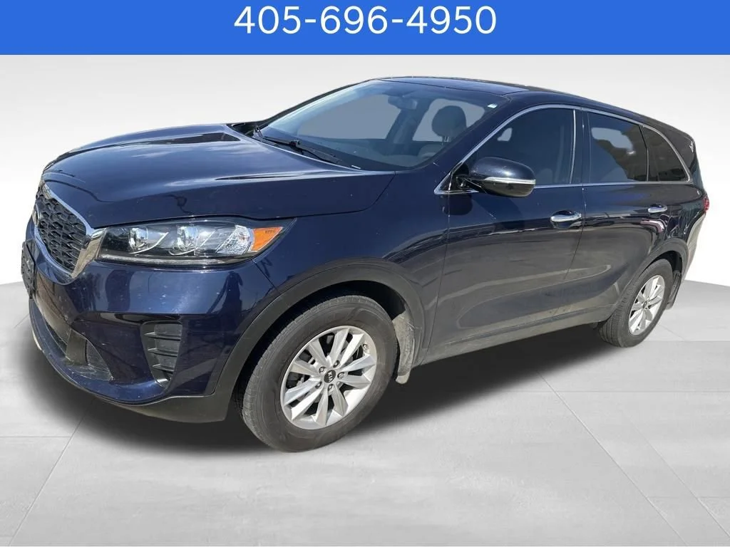 Pre-Owned 2020 Kia Sorento LX