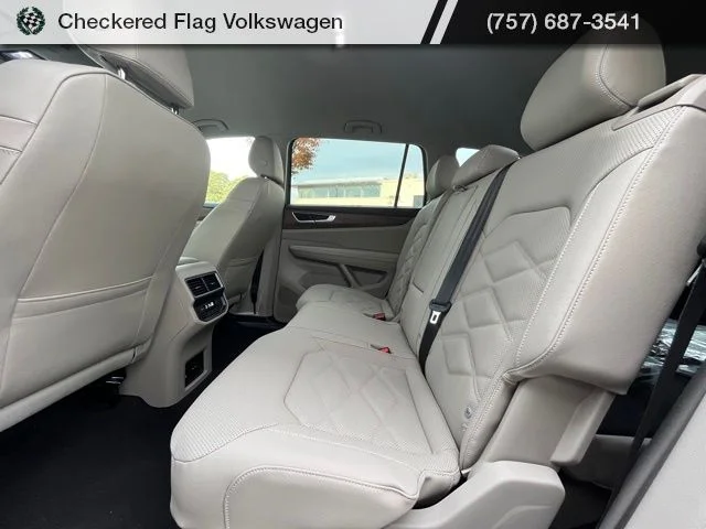 New 2026 Silver Volkswagen 2.0T SE w/Technology image 22