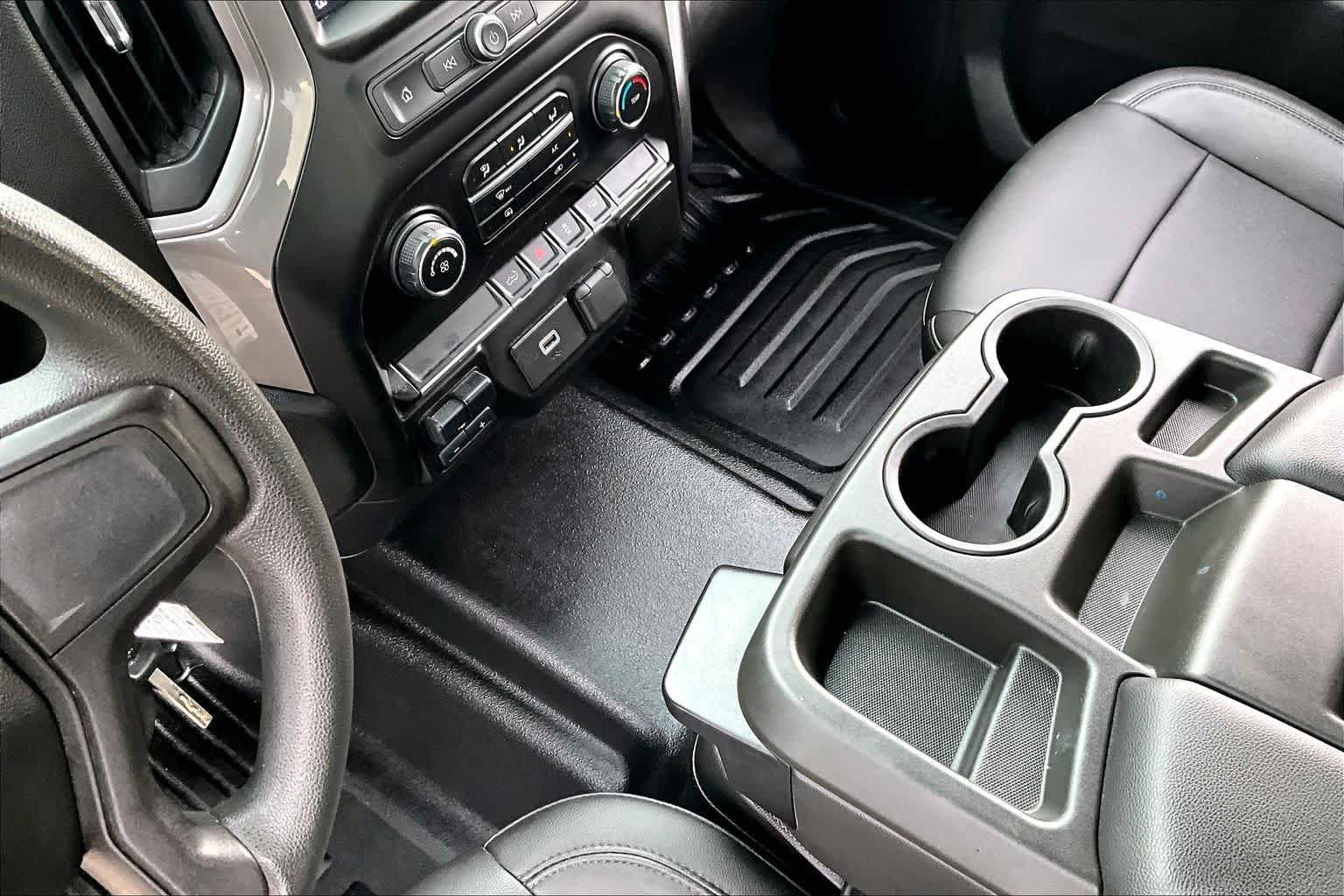 Used 2020 SUMMIT WHITE Chevrolet Work Truck image 17