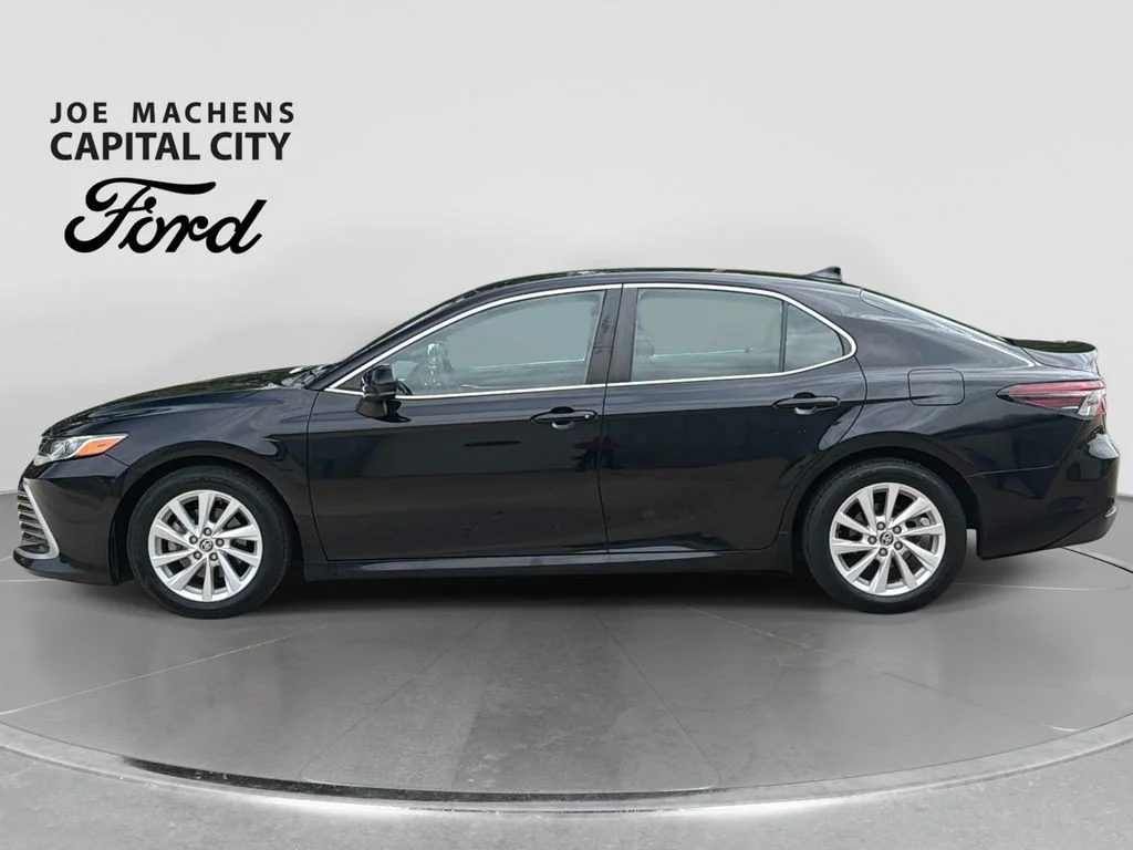 Used 2021 Midnight Black Metallic Toyota LE image 8