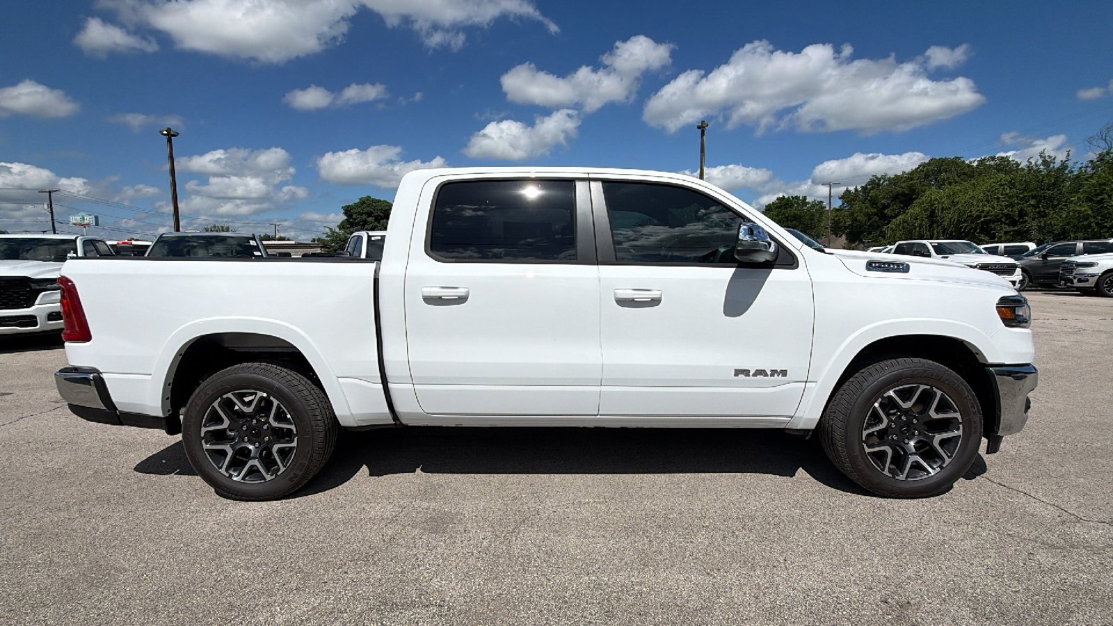New 2026 Bright White Clear-Coat Exterior Paint RAM Laramie image 4