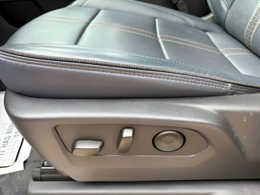 Used 2025 Sterling Gray Metallic Chevrolet High Country image 15