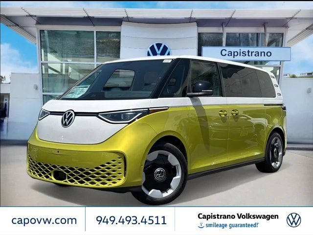 2025 Volkswagen ID. Buzz Pro S Plus 4Motion's photo