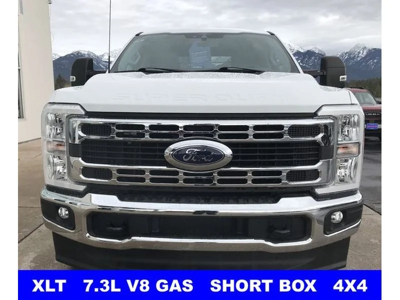 Certified Used 2023 Oxford White Ford XLT image 2
