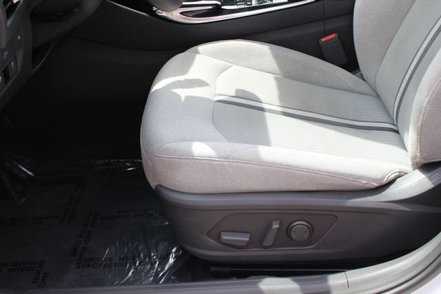 Used 2020 Gray Hyundai SEL image 19