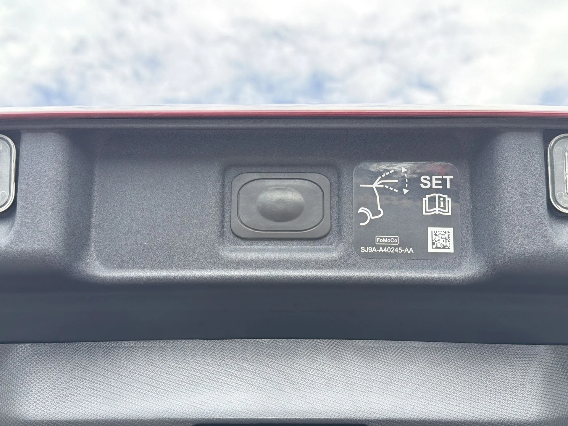 Certified Used 2025 Molten Ford Premium image 30
