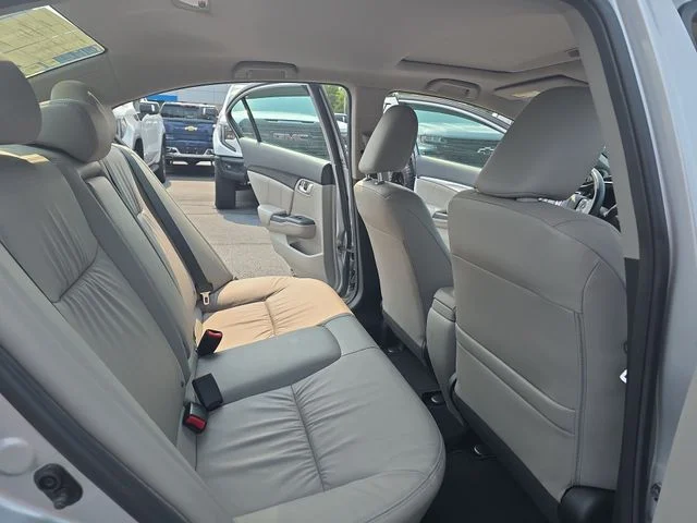Used 2015  Honda EX-L image 12