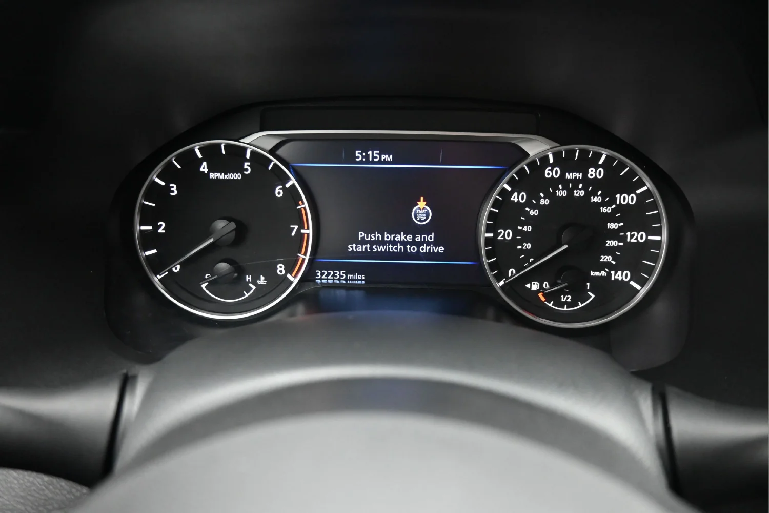Used 2025 Black Nissan 2.5 SR image 8