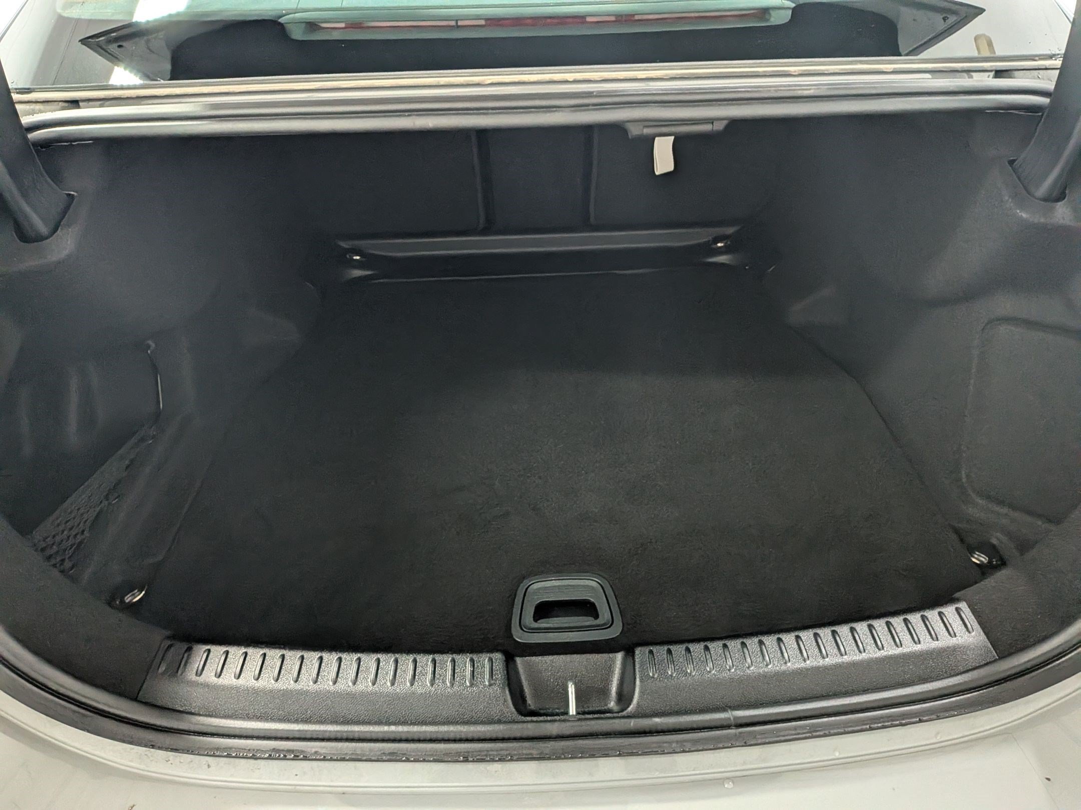 Used 2024 Gray Mercedes-Benz E 350 image 31