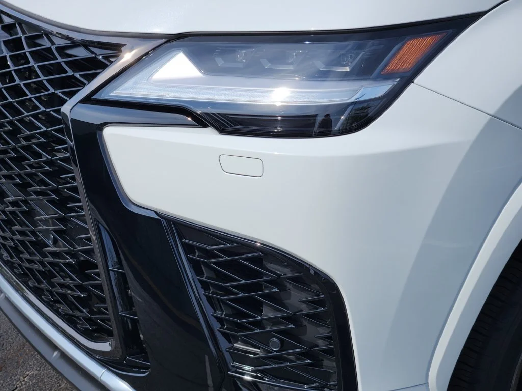 New 2026 Ultra White Lexus 600 F SPORT image 6