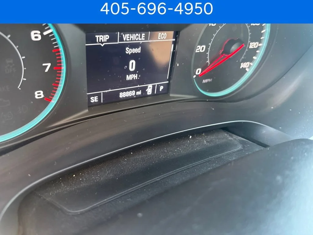 Pre-Owned 2021 Chevrolet Malibu LT