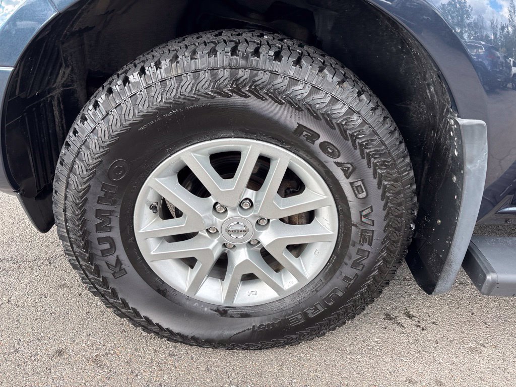 Used 2019 Blue Nissan SV image 11