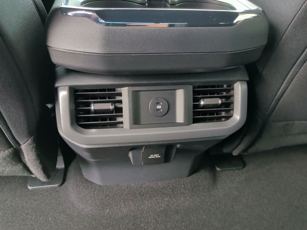 New 2026 Carbonized Gray Metallic Ford XLT image 39