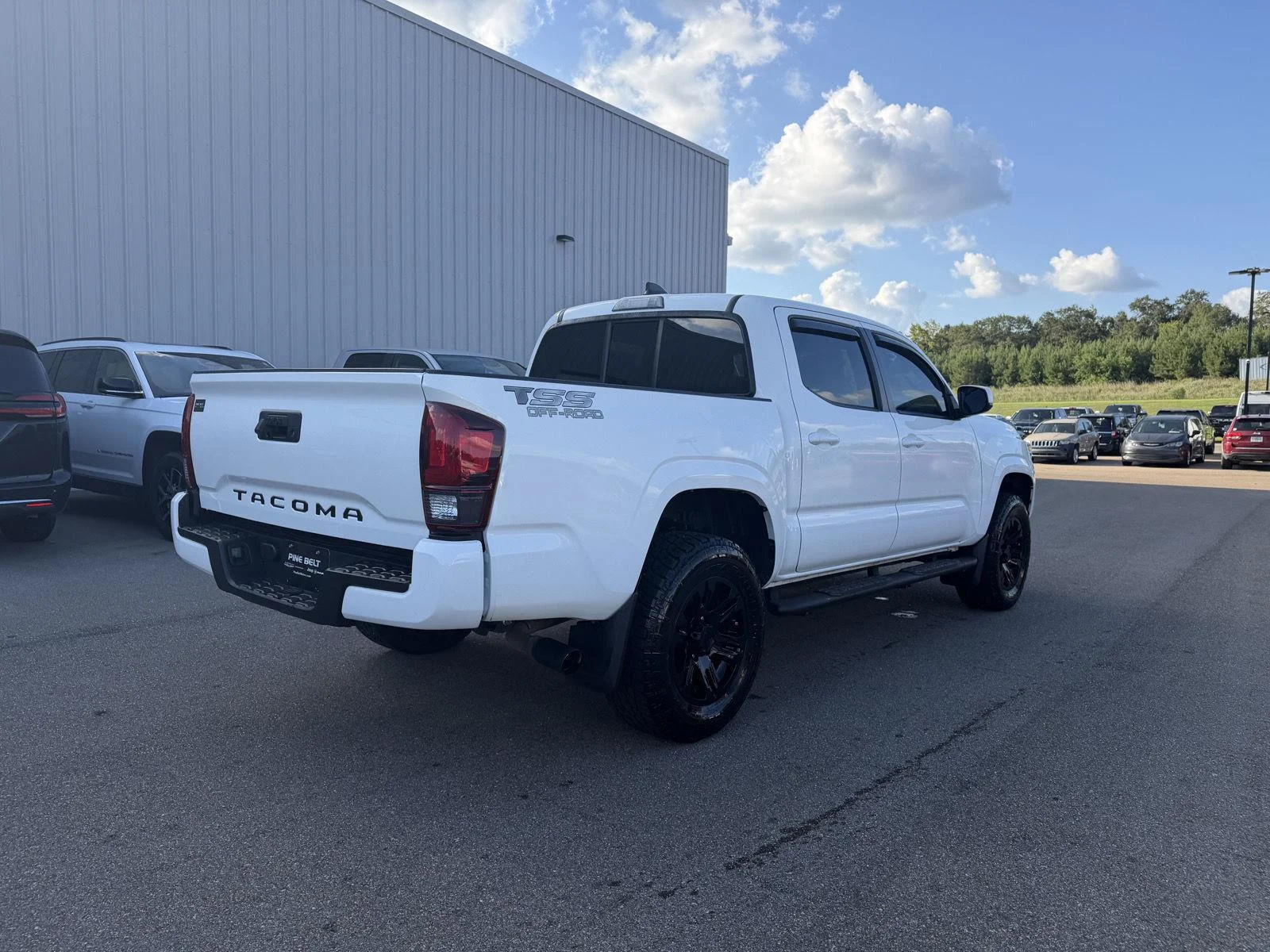 Used 2022 White Toyota SR image 6