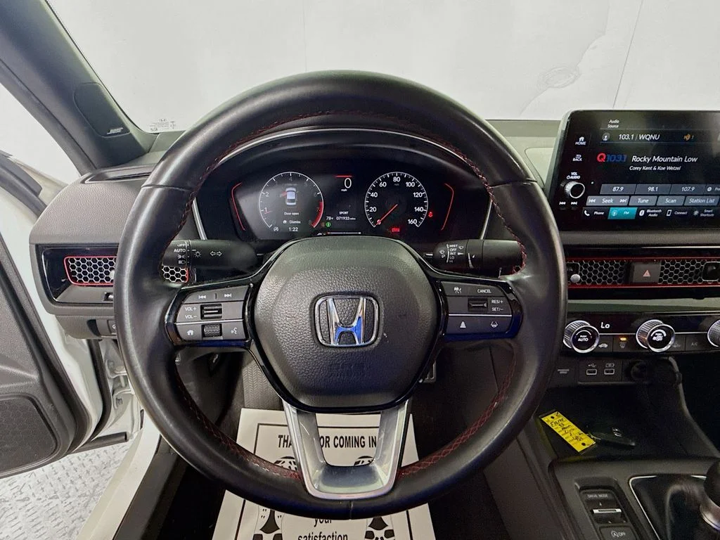 Used 2023 Platinum White Pearl Honda  image 16