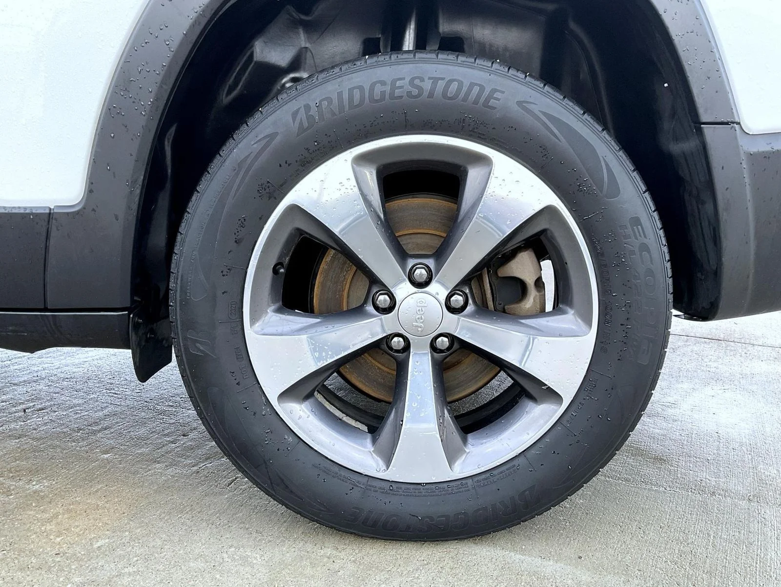 Used 2020 White Jeep Limited image 22