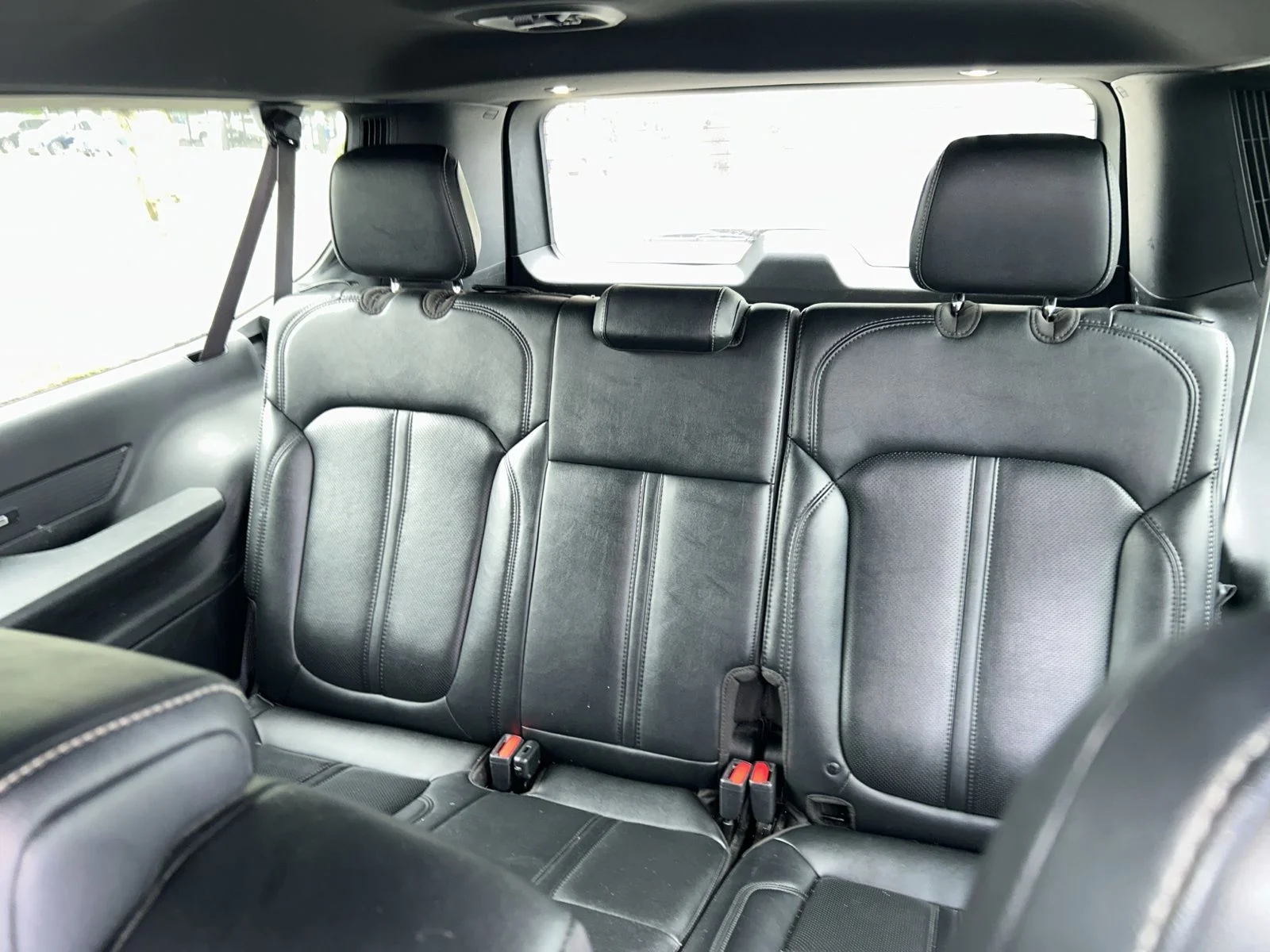 Used 2024 White Jeep Series II image 11