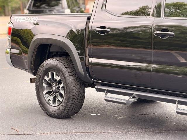Certified Used 2023 BLACK Toyota  image 9