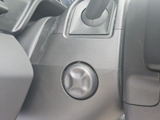 Used 2024 Silver GMC Denali Ultimate image 29