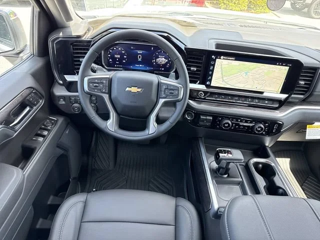 2026 Chevrolet Silverado 1500 LTZ - Photo 16