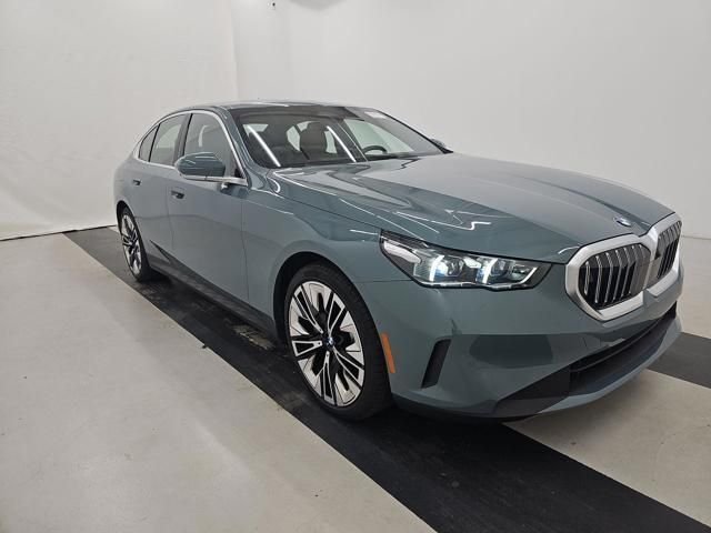 2026 BMW 5 Series's photo
