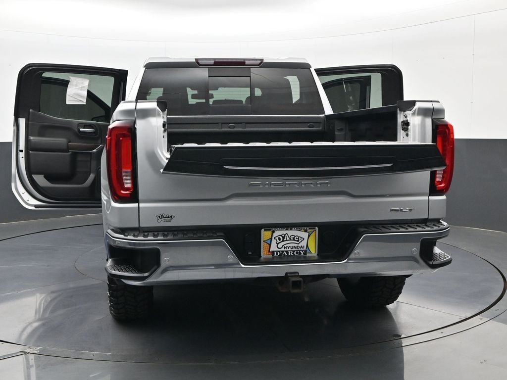 Used 2019 Silver GMC SLT image 33