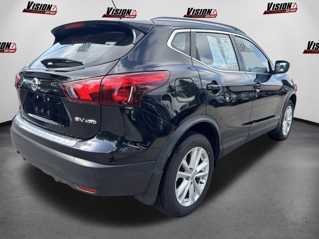 Used 2017 Black Nissan SV image 5