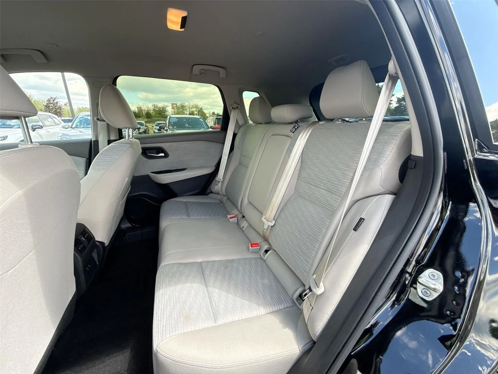 Used 2023 Super Black Nissan SV image 15