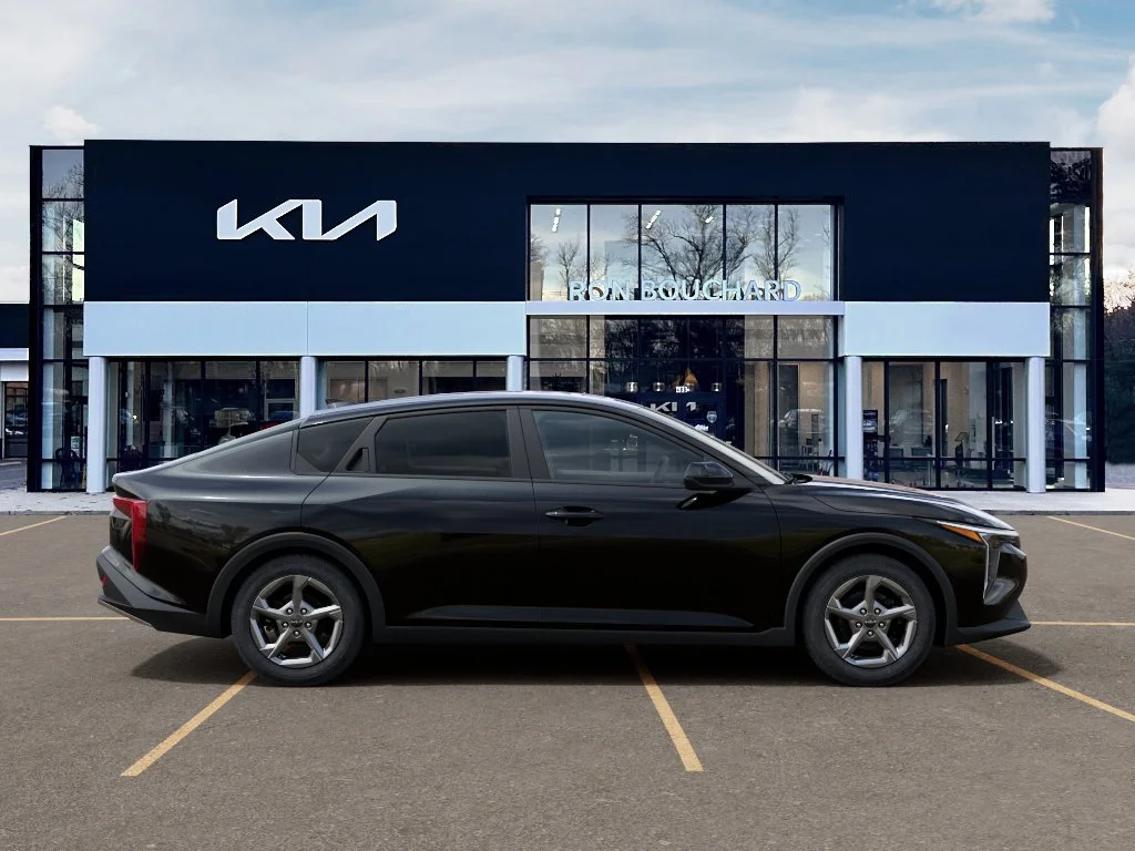New 2026 Aurora Black Pearl Kia LXS image 7
