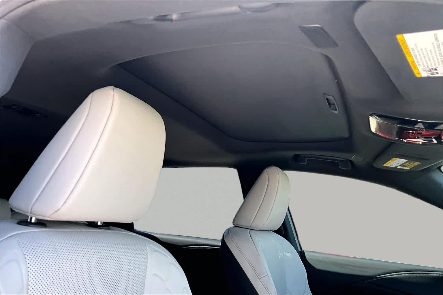 Used 2024 Eminent White Pearl Lexus Premium image 14