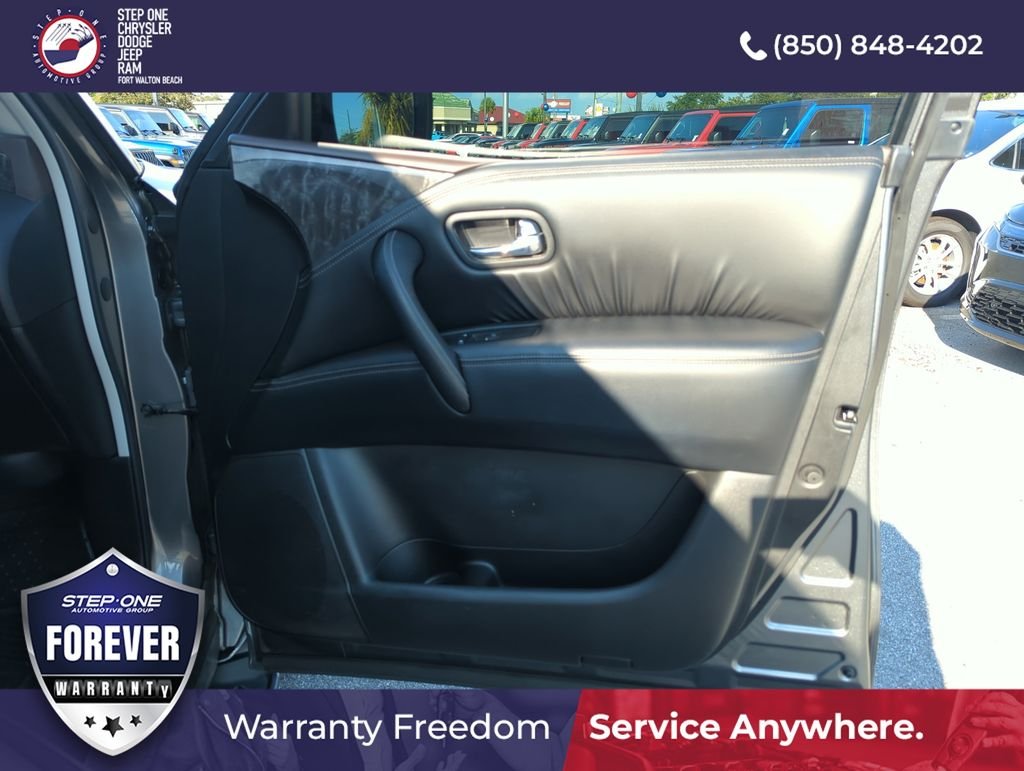 Used 2023 Gray Nissan Platinum image 38