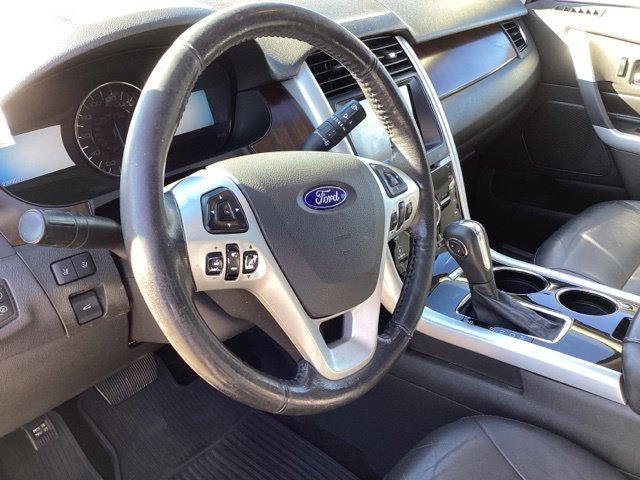 Used 2011 Red Ford Limited image 26