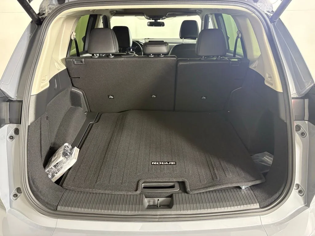 New 2026 Gray Nissan Dark Armor image 18