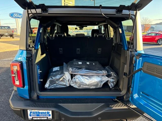 New 2025 Velocity Blue Metallic Ford Badlands® image 7