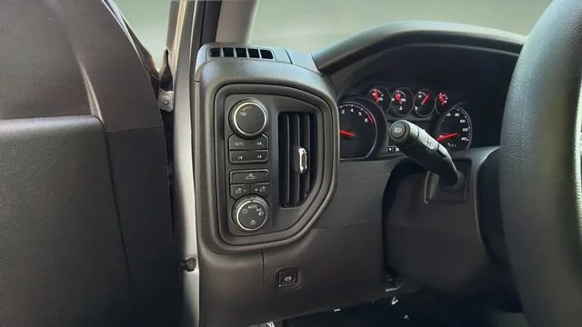 Used 2024 Sterling Gray Metallic Chevrolet Custom Trail Boss image 21