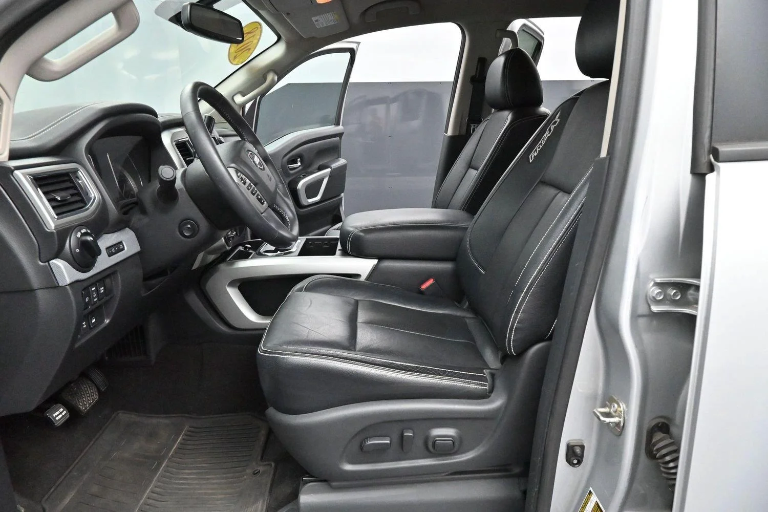 Used 2018 Brilliant Silver Nissan PRO-4X image 13