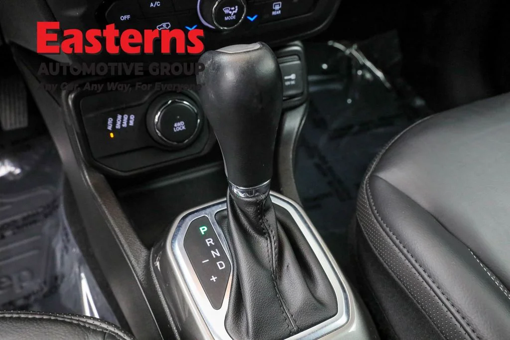 Used 2021 White Jeep Limited image 13
