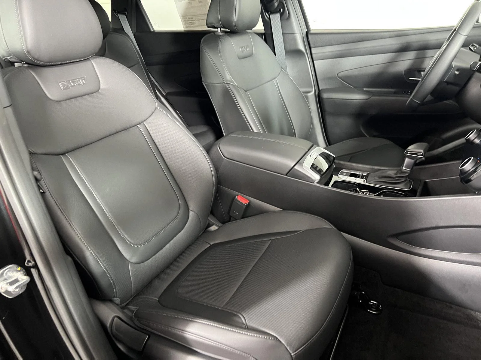 Used 2026 Phantom Black Hyundai XRT image 12