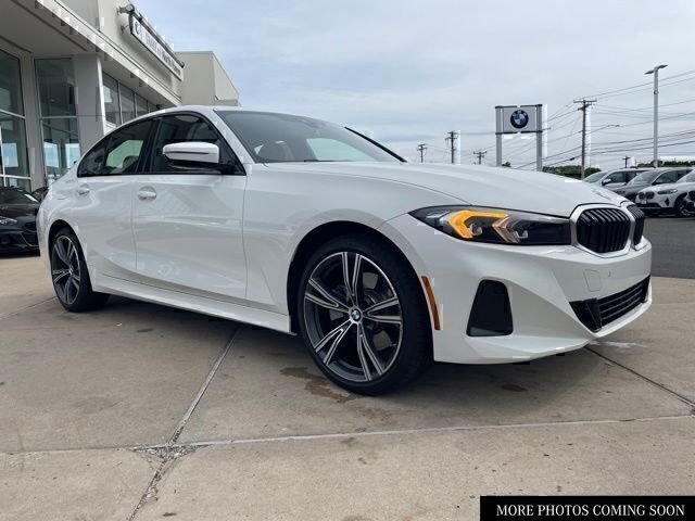 2023 BMW 3 Series 330i xDrive Sedan's photo