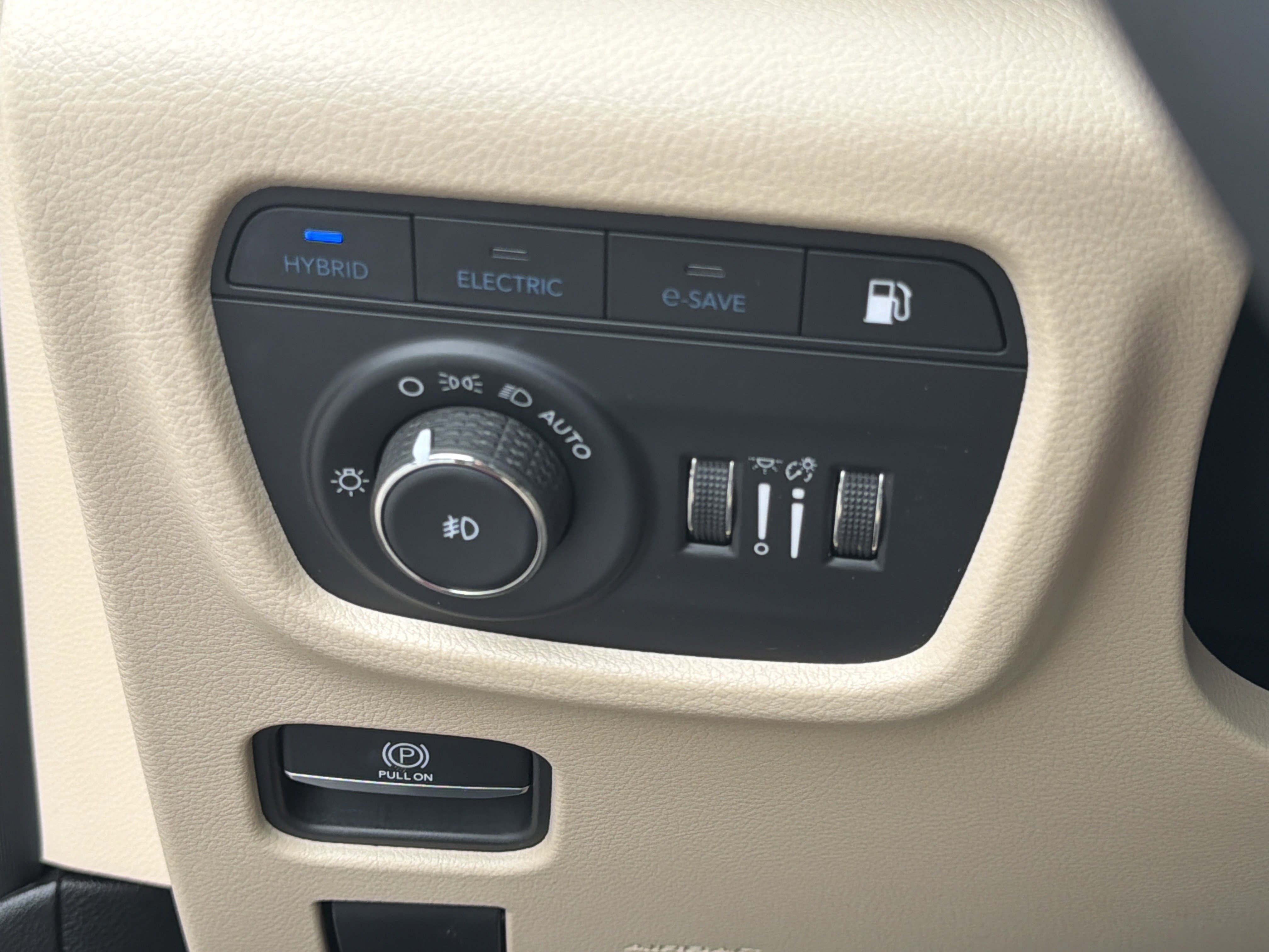 Used 2022 Velvet Red Pearlcoat Jeep 4xe image 39