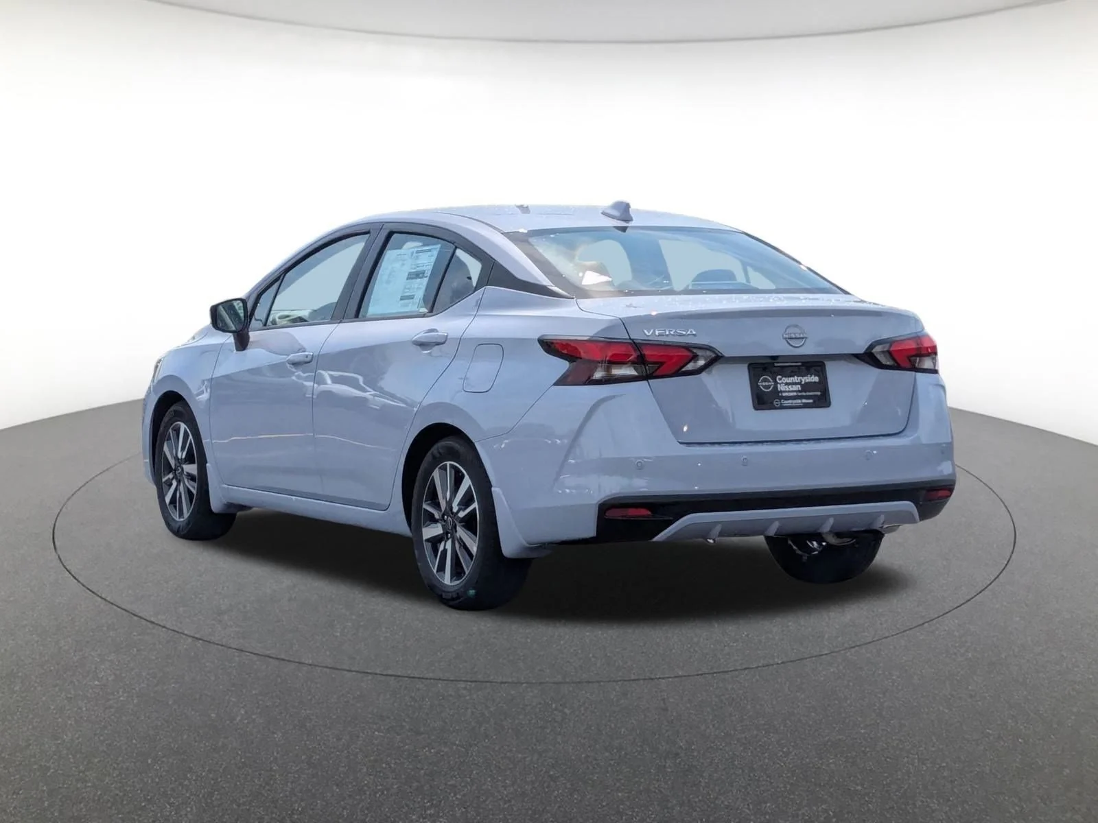 2025 Nissan Versa Sedan SV - Photo 8