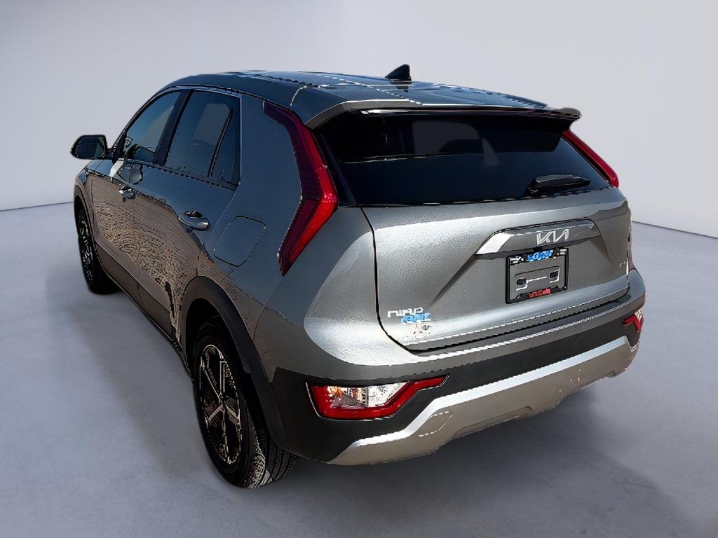 Used 2025 Steel Gray Kia LX image 15