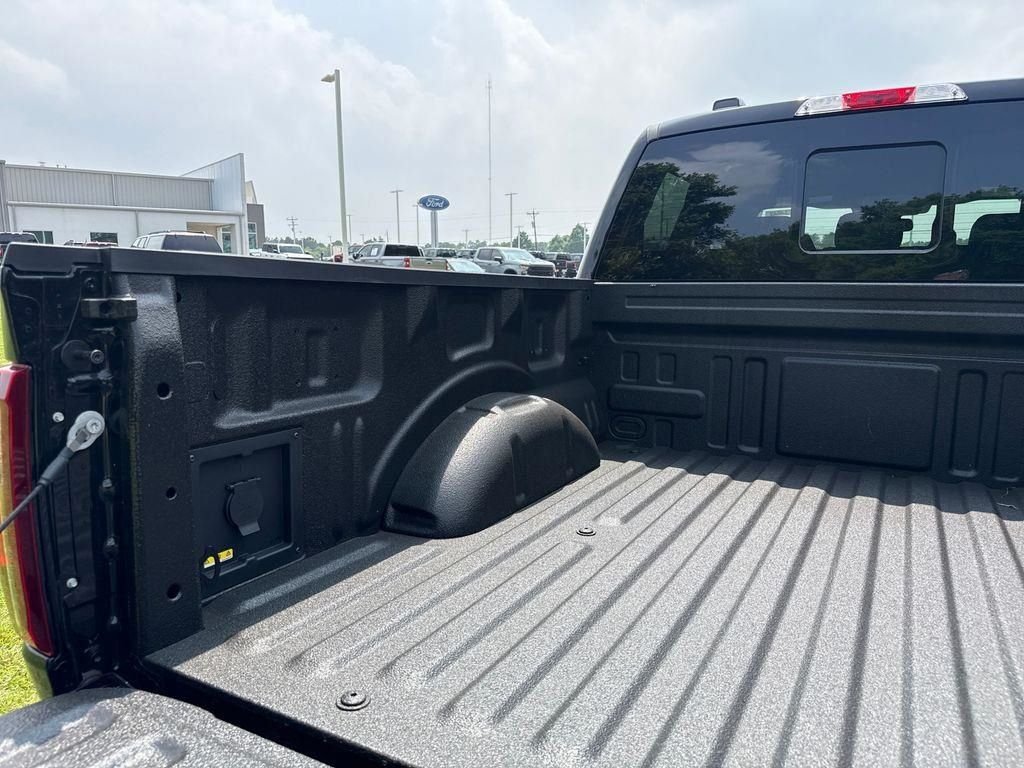 New 2026 Agate Black Metallic Ford XLT image 67