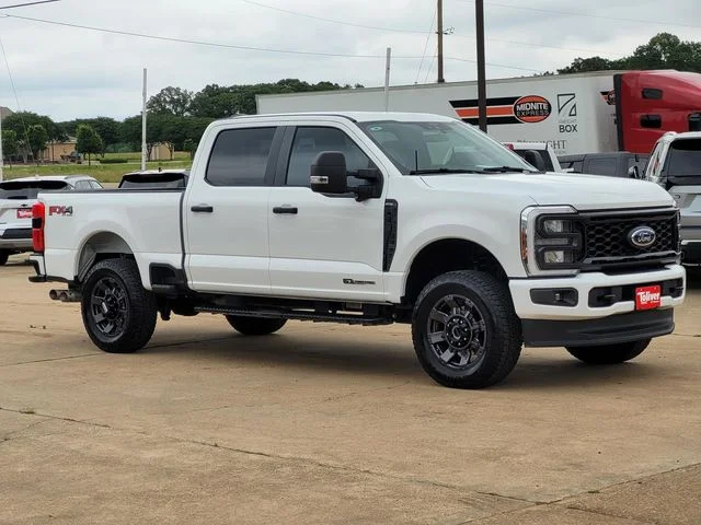 Used 2025 White Ford XL image 2