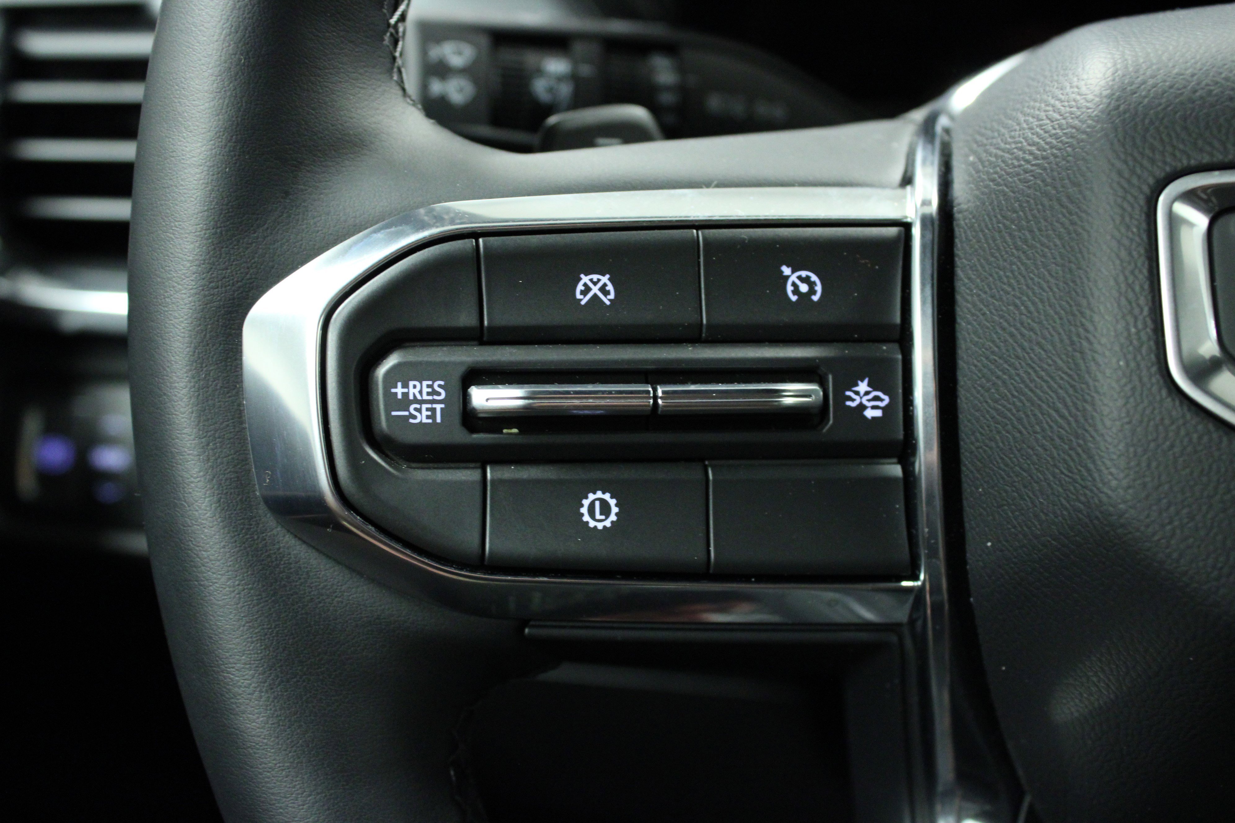 2025 GMC Acadia Elevation - Photo 21