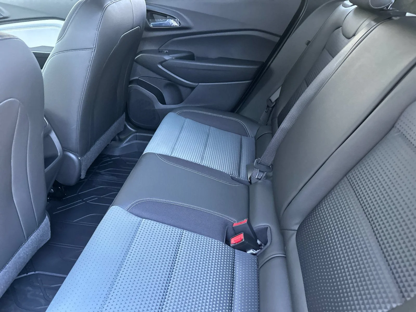 2026 Chevrolet Trax LT - Photo 12